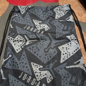 Jordan Drawstring Bag in Black and Gray